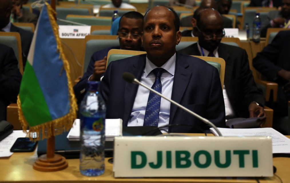 وزير خارجية جيبوتي يدين محاولة اغتيال الحمد الله واللواء فرج