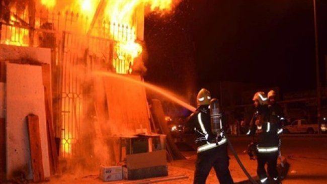 اندونيسيا: 10 قتلى في حريق بئر نفطية غير قانونية