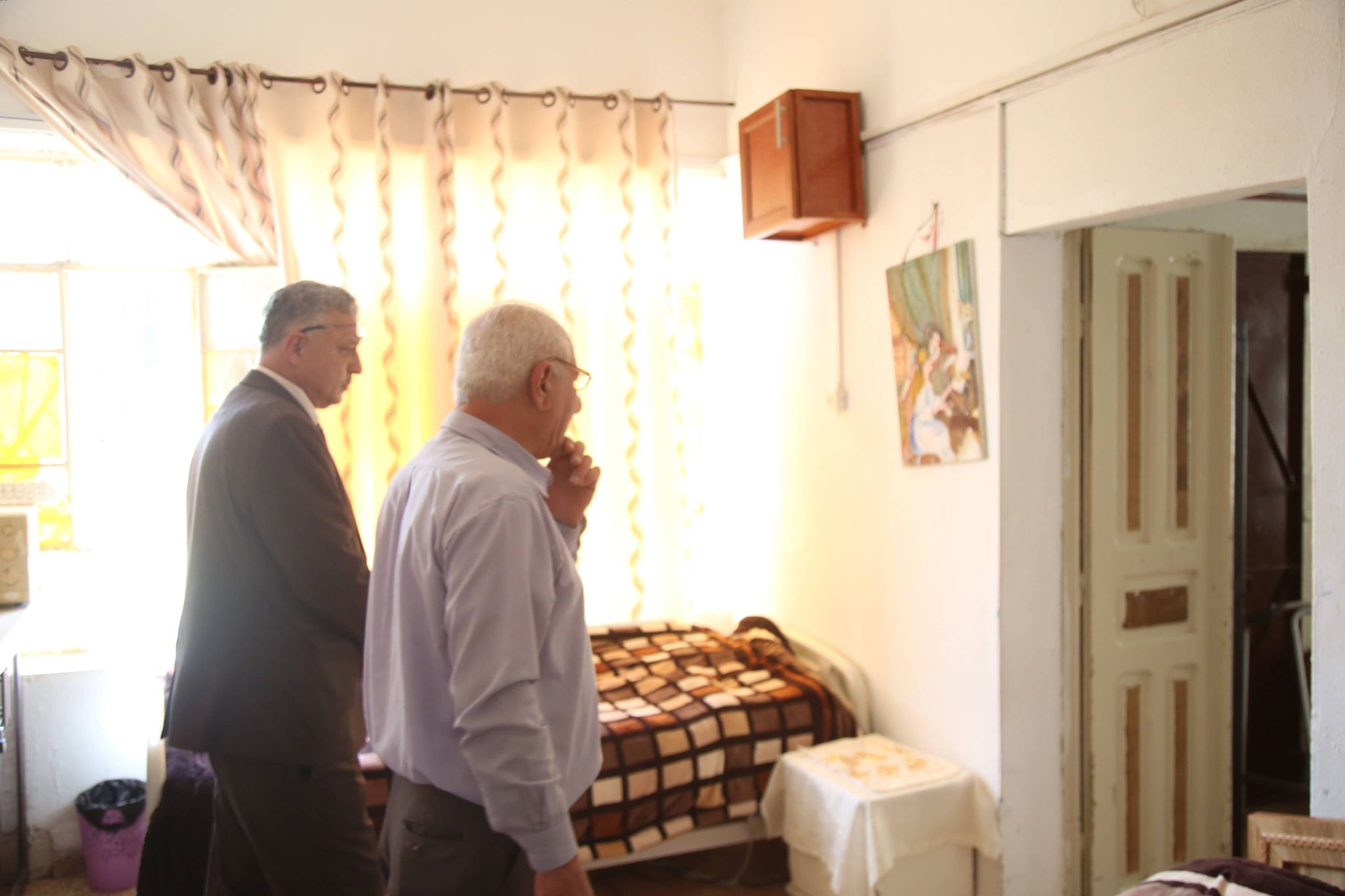طولكرم: أبو بكر يزور بيت الأجداد لرعاية المسنين