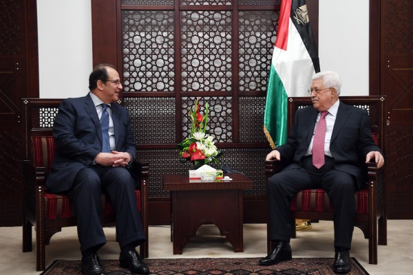 رسالتان من الرئيس السيسي إلى الرئيس عباس حول السلام والمصالحة