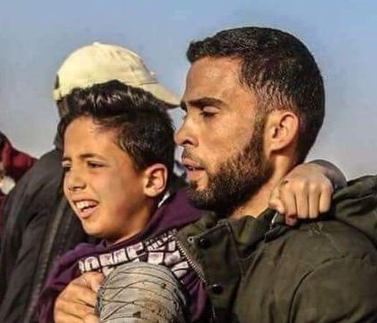 الرئيس يوعز بنقل طفل غزي أصابه الاحتلال بجروح خطيرة