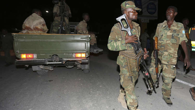 قتلى بتفجير انتحاري استهدف قافلة للجيش في الصومال