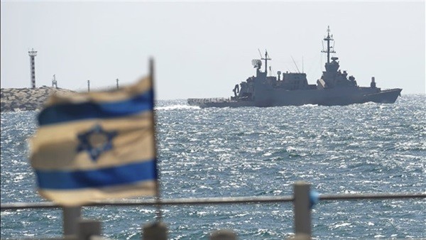 بحرية الاحتلال تقتحم سفينة الحرية وتعتقل مَن على متنها