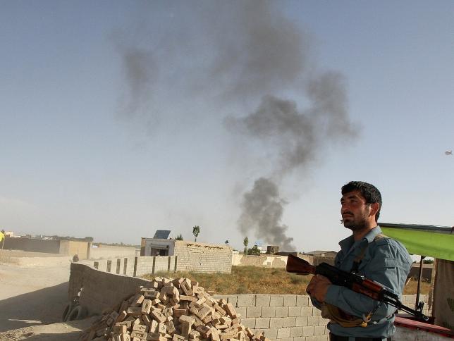 مقتل 14 من أفراد الأمن في هجوم لطالبان بشمال أفغانستان