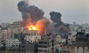 إصابات في قصف مدفعي وغارات إسرائيلية شرق غزة