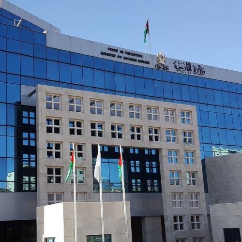 وزارة الخارجية ونظيرتها السويسرية توقعان اتفاقية تعاون