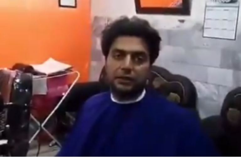 نشر فيديو وهو يحلق شعره فاعتقلته الشرطة الإيرانية