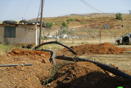 الاحتلال يجرف خطوط مياه في فروش بيت دجن شرق نابلس