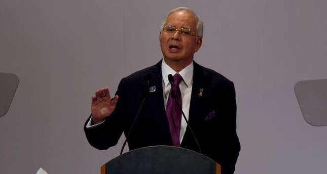 توقيف رئيس الوزراء الماليزي السابق نجيب عبد الرزاق بتهمة الفساد
