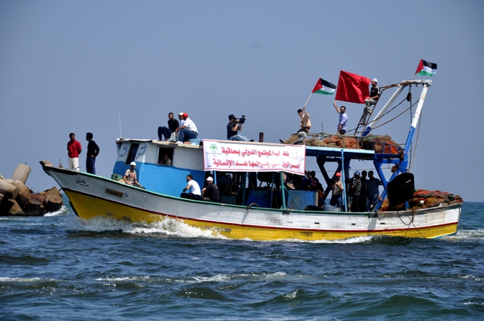 بحرية الاحتلال تستولي على سفينة تضامنية قبالة شواطئ غزة