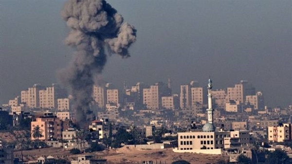 شهيدان و5 إصابات في غارة إسرائيلية على شقة شمال غزة