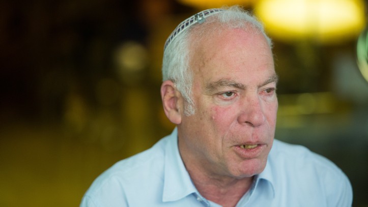 وزير الزراعة الإسرائيلي يقتحم “الأقصى” على رأس مجموعة من المستوطنين