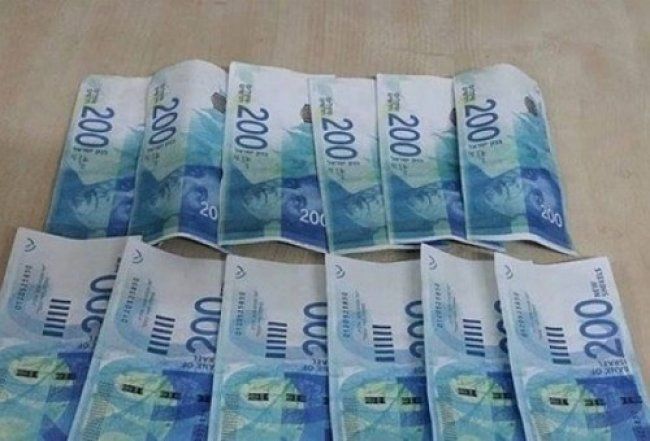 القبض على شخص بتهمة ترويج عملة مزيفة