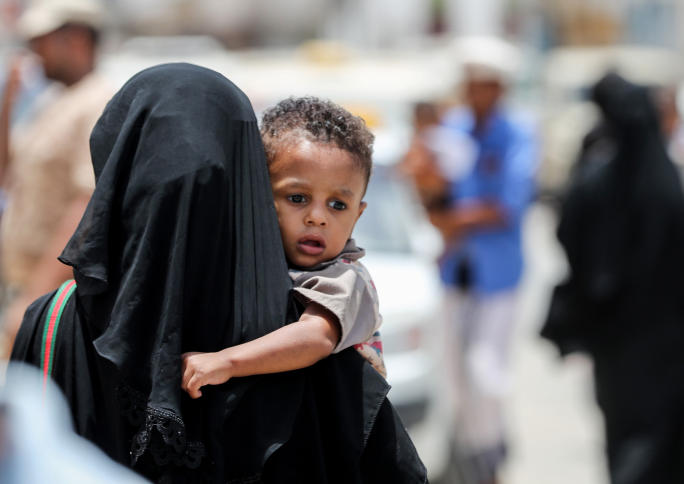 51 قتيلا بينهم 40 طفلا حصيلة الغارة الجوية على ضحيان في اليمن