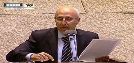 كتحدٍ لـ«قانون القومية» نائب بالكنيست يقدم استقالته باللغة العربية
