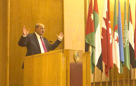 سابقة- الطيبي يلقي خطابا في جامعة الدول العربية