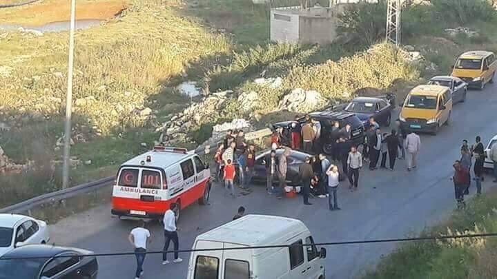 5 إصابات في حادث سير على الطريق بين رام الله ونابلس