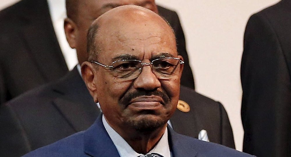 نقل الرئيس السوداني السابق “البشير ” الى المستشفى