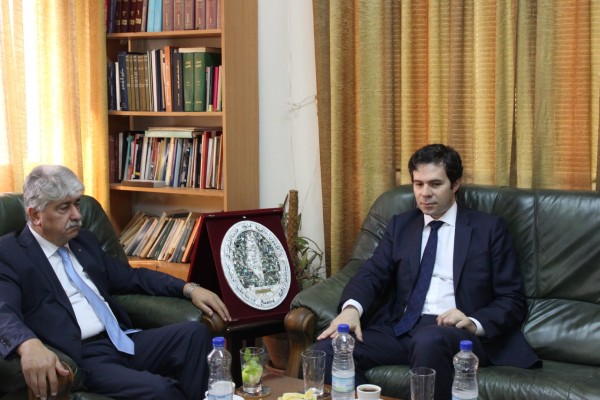 مجدلاني يلتقي بالقنصل اليوناني لبحث اخر المستجدات السياسية