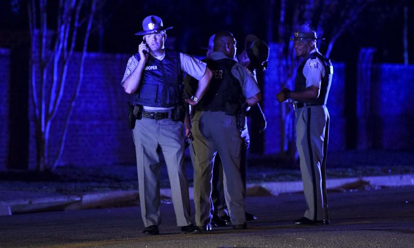 مقتل شرطي وإصابة ستة في إطلاق نار بولاية ساوث كارولاينا