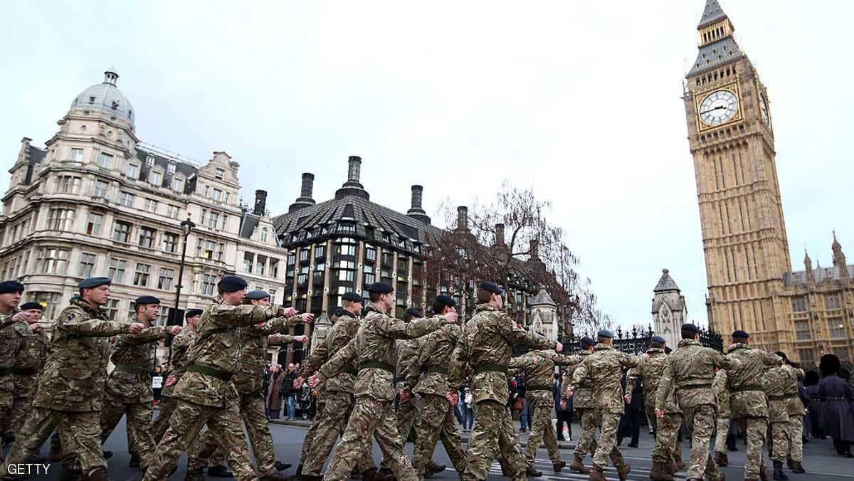 الجيش البريطاني يفتح أبوابه للأجانب خارج البلاد