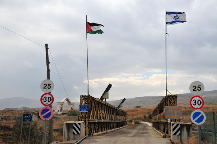 نواب أردنيون يطالبون بطرد سفير إسرائيل