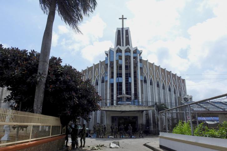 18 قتيل وعشرات الجرحى في انفجار استهدف كنيسة جنوبي الفلبين