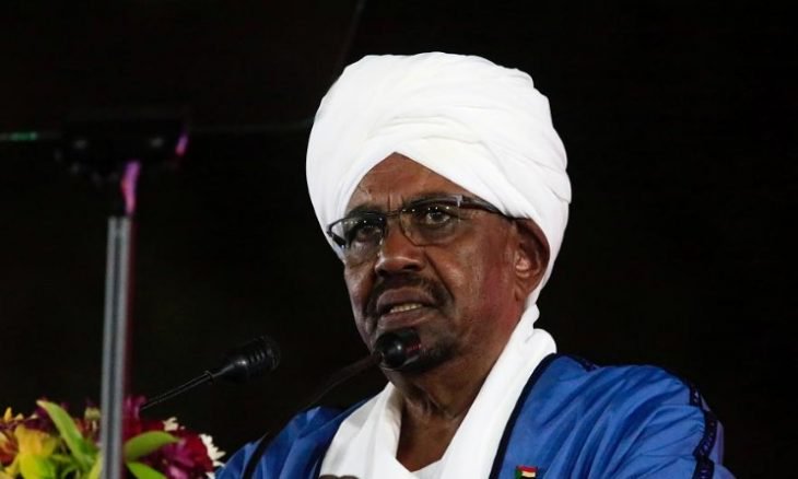 الرئيس السوداني: سنوفر الوقود بموارد محلية ودعم إماراتي