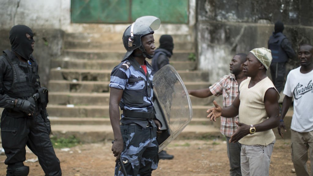 الحكومة في الغابون تعلن «السيطرة على الأمور وتوقيف المتمردين»