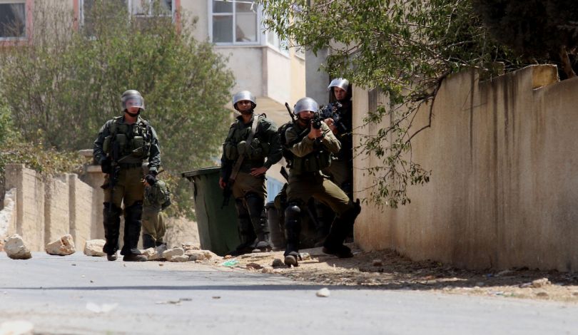 نابلس: اخلاء مدرسة عوريف الثانوية بعد تعرضها لهجوم مستوطنين