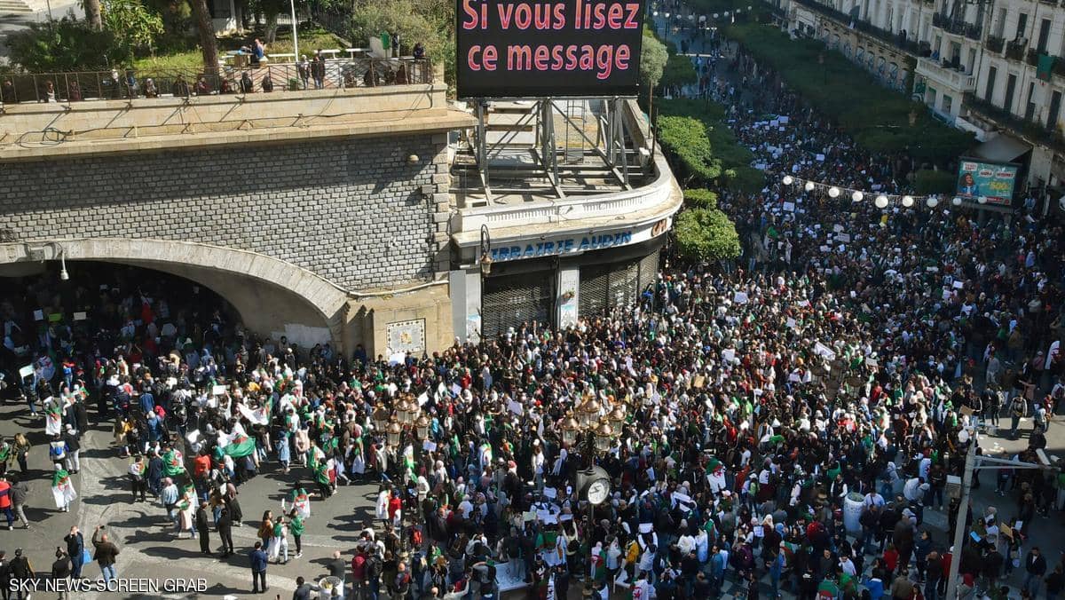 اجتماع للمعارضة الجزائرية لبحث قرارات بوتفليقة