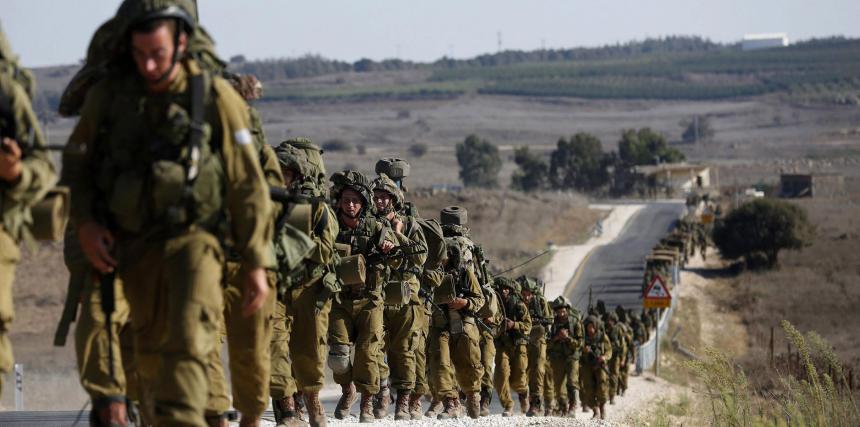 جيش الاحتلال يقرر سحب قواته التي حشدها مؤخرًا لحدود غزة