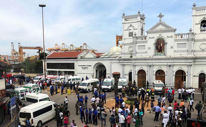 إغلاق جميع الكنائس الكاثوليكية في سريلانكا “حتى إشعار آخر”