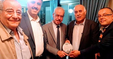 أبو سيف يكرم الروائي يخلف لفوزه بجائزة ملتقى الرواية العربية 2019