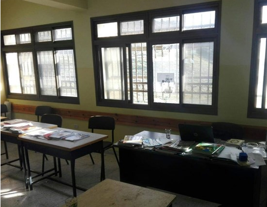نابلس:مستوطنون يهاجمون مدرسة في عوريف