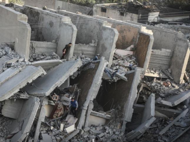 بتسليم: إسرائيل تعمدت قصف مبانٍ في غزة بدون إنذار