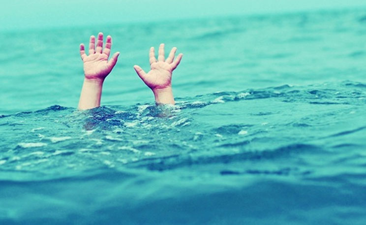 وفاة طفل غرقا اثر سقوطه في بركة ماء زراعية بالخليل