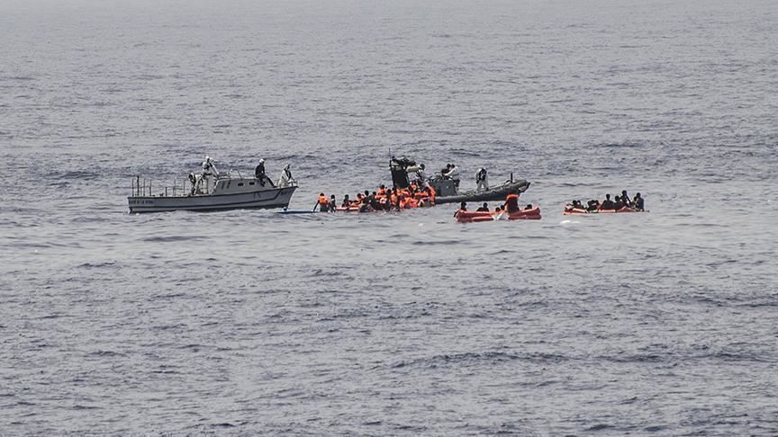 غرق قارب يحمل 250 شخصا قبالة ليبيا بينهم فلسطينيين
