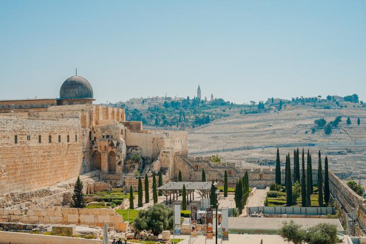 الخارجية تطلب من اليونسكو إرسال مندوب دائم للمراقبة في القدس