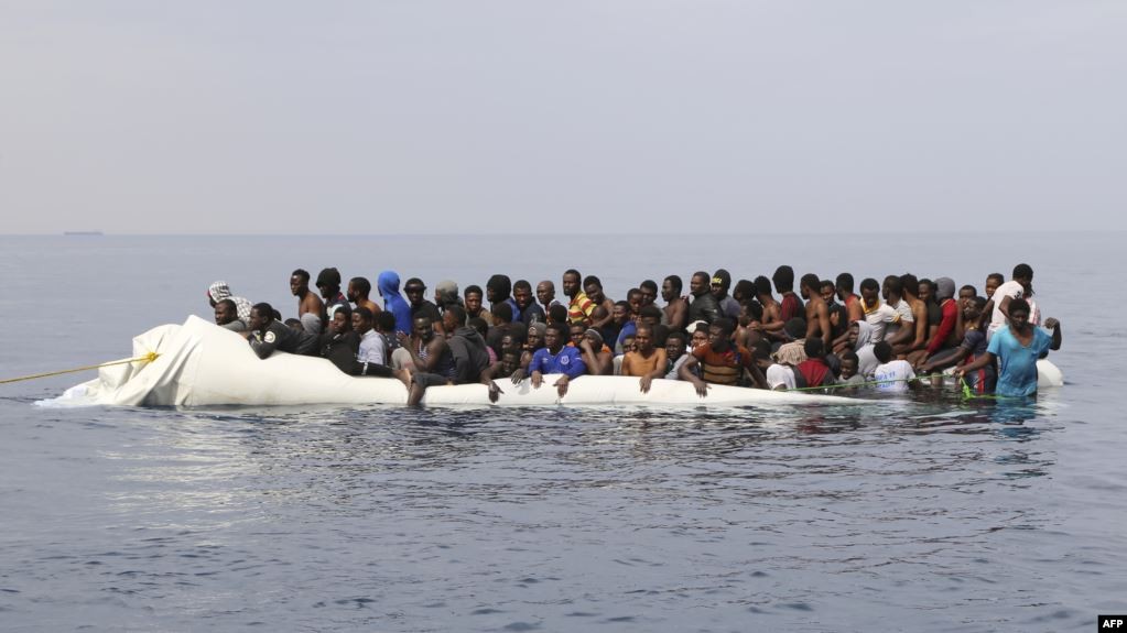 المغرب: إنقاذ مهاجرين غير شرعيين في “المتوسط”