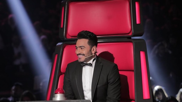 تامر حسني يعلن مغادرة The Voice Kids ويوضح السبب