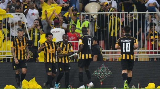 رومارينيو يقود نادي الاتحاد لفوز صعب على الرائد في الدوري السعودي
