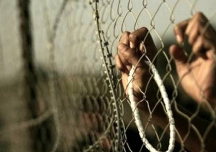 فشل الحوار في معتقل “عوفر” و6 أسرى يشرعون بالإضراب عن الطعام