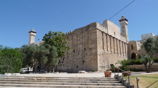 “الأوقاف” تحذر من خطورة الأوضاع في المسجد الإبراهيمي