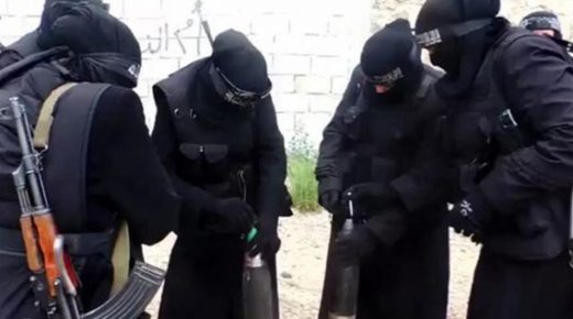 المرأة الأخطر – من هي خبيرة داعش الكيمياوية