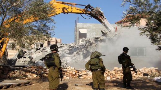 السلطات الإسرائيلية تهدم منزلا قيد الإنشاء في قلنسوة بأرضي الـ48