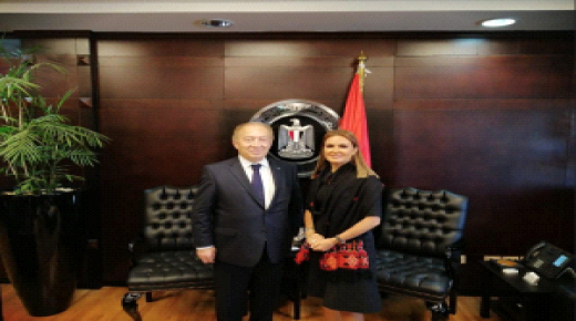 العسيلي يطلع وزيرة الاستثمار والتعاون الدولي المصرية على الأوضاع الاقتصادية في فلسطين