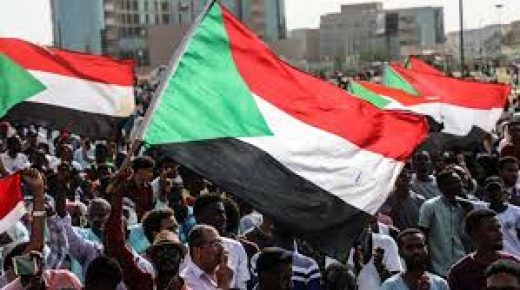 حركة شبابية تغادر ”تحالف الثورة“ وتختار مراقبة الحكومة في السودان
