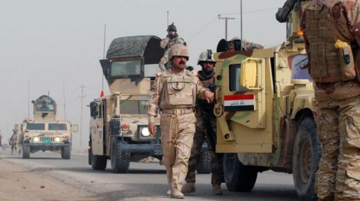 وزارة الدفاع العراقية تعيد إلى الخدمة أكثر من 100 ألف جندي مفصول