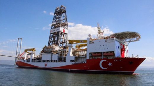 وزير الطاقة التركي: سفينة ”ياووز“ تبدأ قريبًا التنقيب قبالة قبرص‎